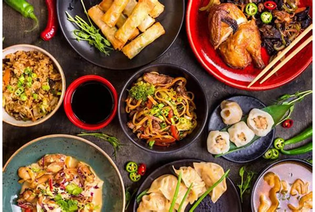 Assortiment de plats — Saveurs DAKENAYOP