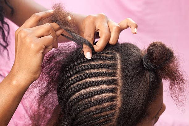 Mode, salon de coiffure, maquillage et soins du visage La Case Secrète — DAKENAYOP GROUP