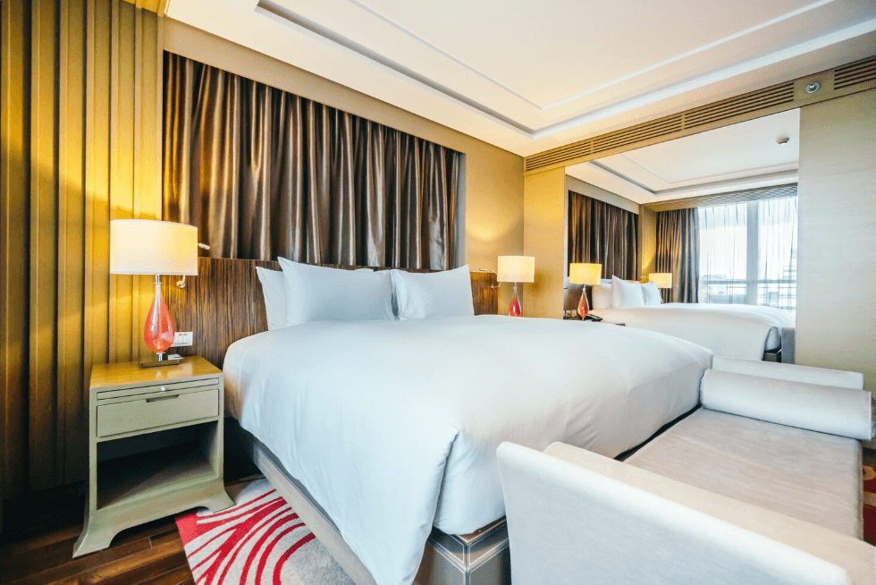 Dakenayop Luxury Suite — DAKENAYOP GROUP